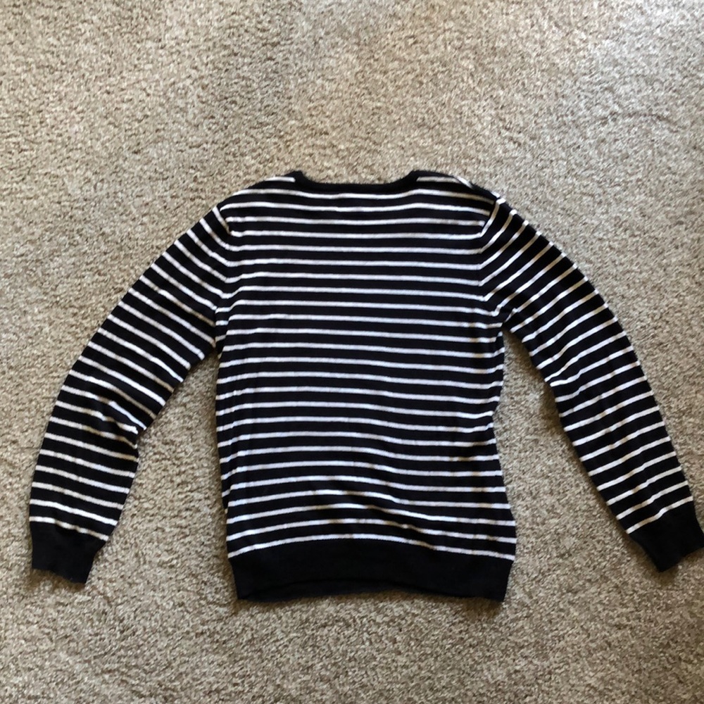 Sweater - Picture 4 of 6